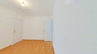 Piso en venta en Torrefiel en Valencia
