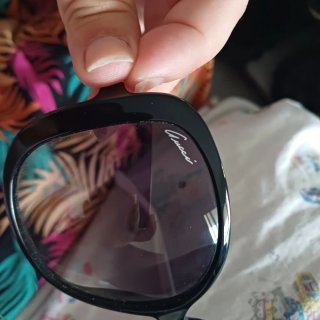 Gafas de sol Gucci negras y grises