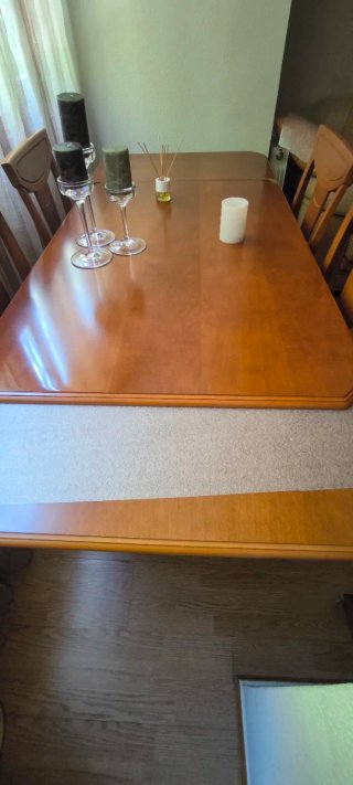 Mesa comedor y 4 sillas madera