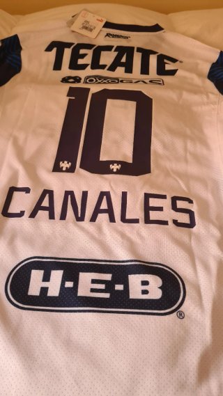 Camiseta.Sergio Canales. TallaM. Real Racing Club.