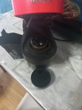 Cafetera Nespresso Krups Vertuo Pop Roja