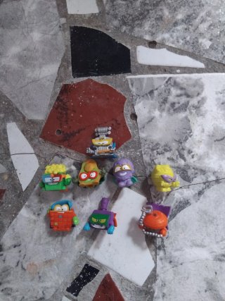 Figuras de juguete Súper Sin