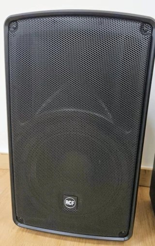 Pareja Altavoces RCF HD 12A