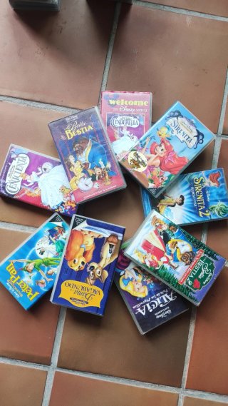 Lote Películas VHS Disney (46 cintas)
