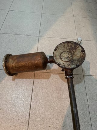 Bomba Gasolinera Antigua 1940