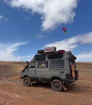 Iveco Turbodaily 4x4   35/10  camperizado