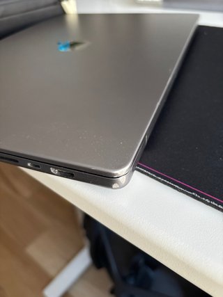 MacBook Pro 16 M1 Max 2021 - Pantalla Rota