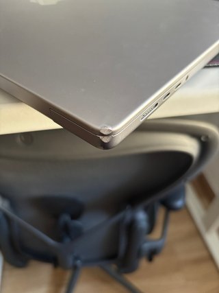 MacBook Pro 16 M1 Max 2021 - Pantalla Rota