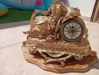 Reloj antiguo de bronce siglo XIX Precio negociabl