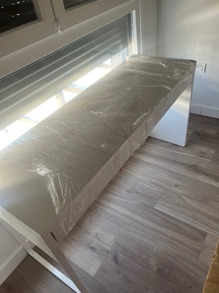 Mesa escritorio larga blanca IKEA