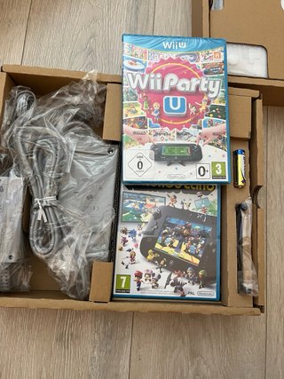 Nintendo Wii U Wii Party U Basic Pack 8GB