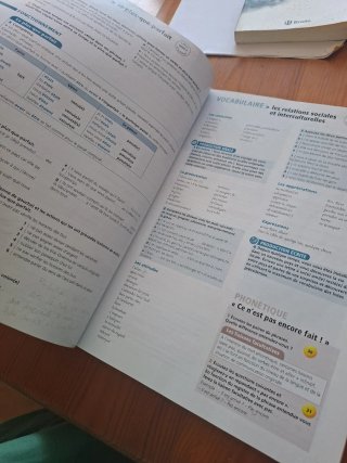 Édito Méthode de françias. niveau B1. Cahier d'...