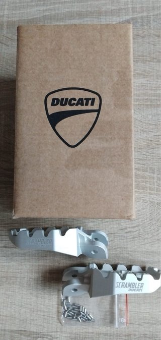 Estriberas Ducati Scrambler Off Road Originales