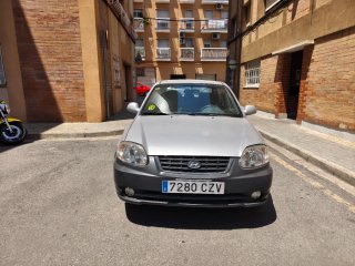Hyundai Accent etiqueta b único propietario