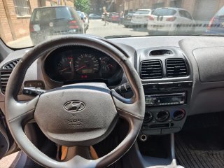 Hyundai Accent etiqueta b único propietario