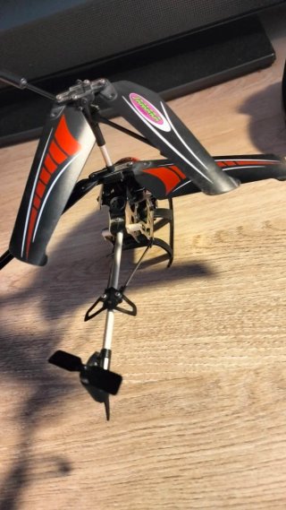 Helicóptero teledirigido 2.4GHz