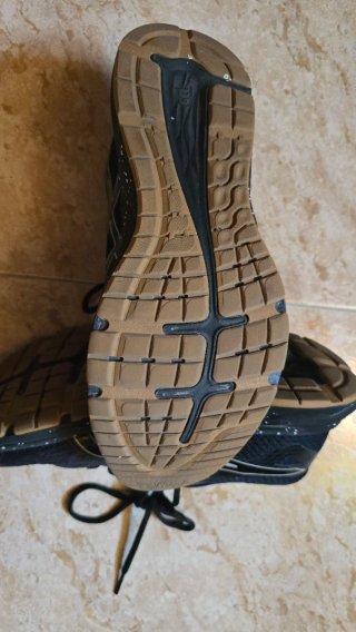 Zapatillas ASICS Gel-Excite 6 Amplifoam Talla 40.5