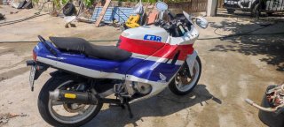Moto Deportiva Blanca