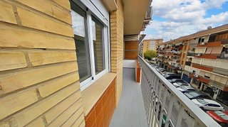 Piso en venta en Tres Huertas - El Torrejón - El Cerezo en Sevilla
