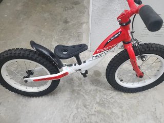 Bicicleta Monty sin pedales niño