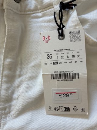 Pantalón vaquero blanco Zara temporada