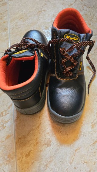 Botas de seguridad Kapital S3 SRC T.39