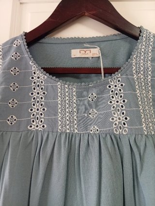 Camiseta azul de la marca Milano