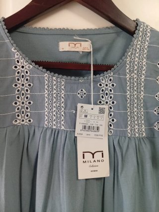 Camiseta azul de la marca Milano