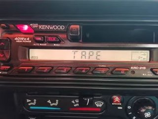 Radio Kenwood 40W x 4.+ regalo.