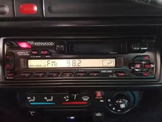 Radio Kenwood 40W x 4.+ regalo.