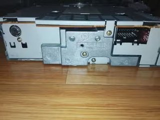 Radio Kenwood 40W x 4.+ regalo.