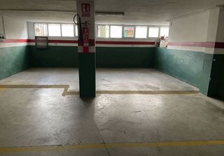 Garaje en venta en Centre en Santa Coloma de Gramanet