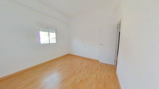 Piso en venta en Natzaret en Valencia
