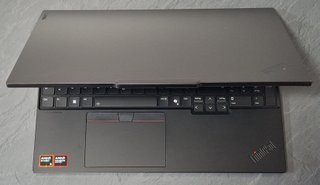 Lenovo E16 Ryzen 5 512GB/32GB