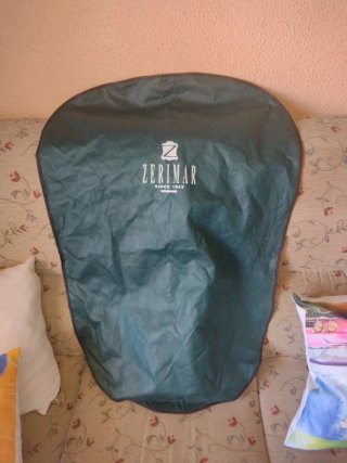 Funda para traje o camisas Zerimar verde