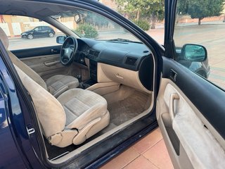 Volkswagen Golf 2002