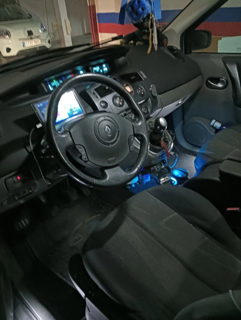 Renault Scenic 2005 - foto 1