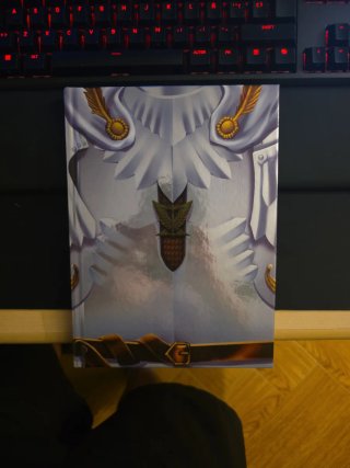 Almas oscuras. Berserk contra Dark Souls. Limitada