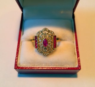 Anello Art Déco zirconi bianchi e rubino