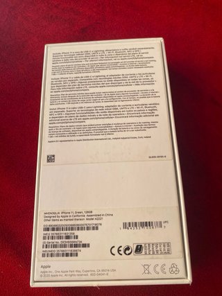 iPhone 11 con pantalla rota