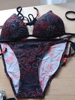 Bikini Calzedonia Negro y Dorado Tallas varias