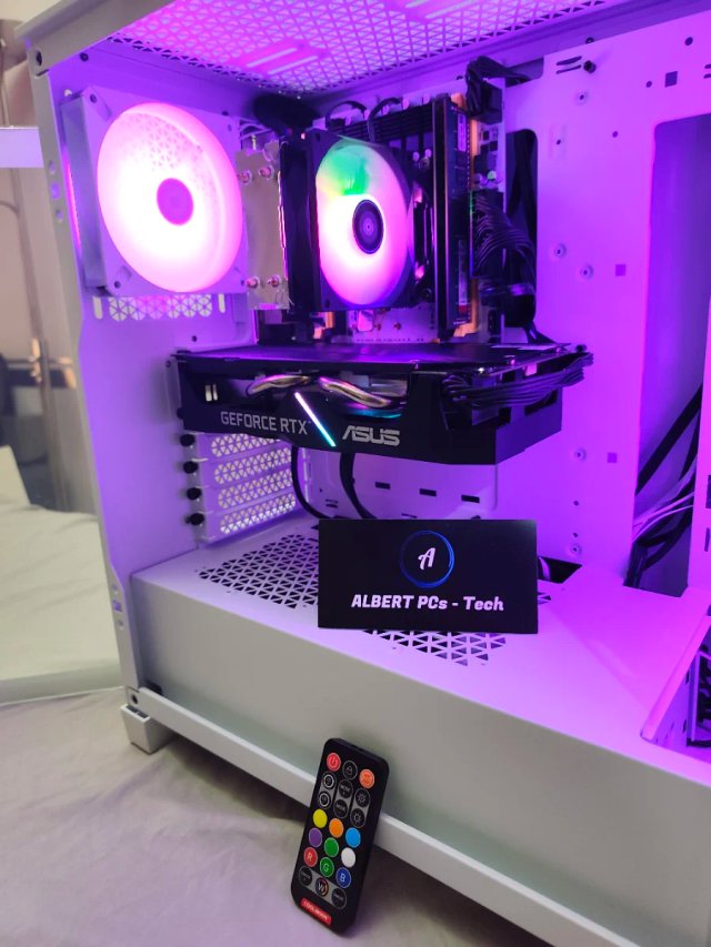PC Gaming Corsair RTX 2060, 32GB RAM, 1.25TB, 14 N