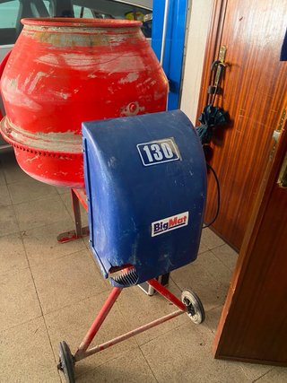 Hormigonera 130L Roja