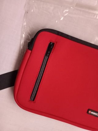 Funda para Netbook WOXTER Go Skin 10.2 Roja