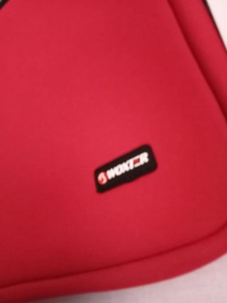 Funda para Netbook WOXTER Go Skin 10.2 Roja