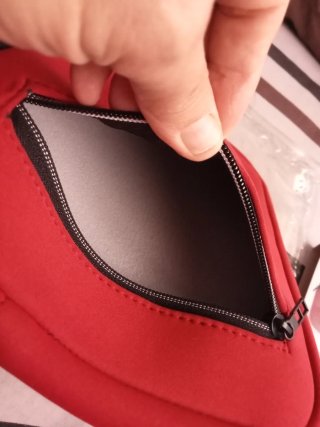 Funda para Netbook WOXTER Go Skin 10.2 Roja