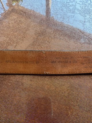 Cintura Levi's pelle vintage rossa grafiche