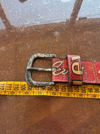 Cintura Levi's pelle vintage rossa grafiche