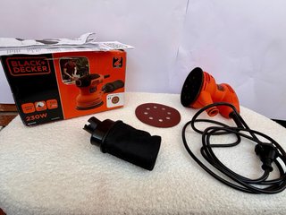 Lijadora Black+Decker BEW210 230W