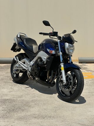 Suzuki GSR 600 Naked 2006
